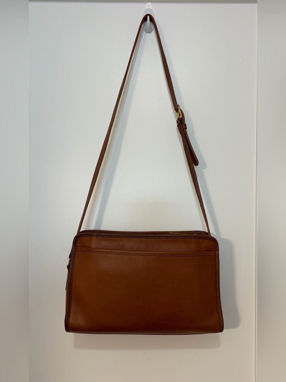 Vintage Coach Swagger Bag (#9820) Made in NYC w/ Rare “Irregular” Creed Stamp