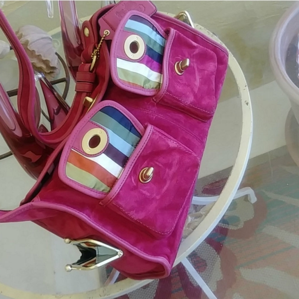 @lorac2015 COME SEE SELECT STYLES LIKE THIS IN MY CLOSET OF VINTAGE COACH BAGS