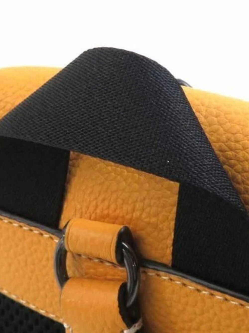 Auth COACH Body Bag Yellow Leather - r11072k
