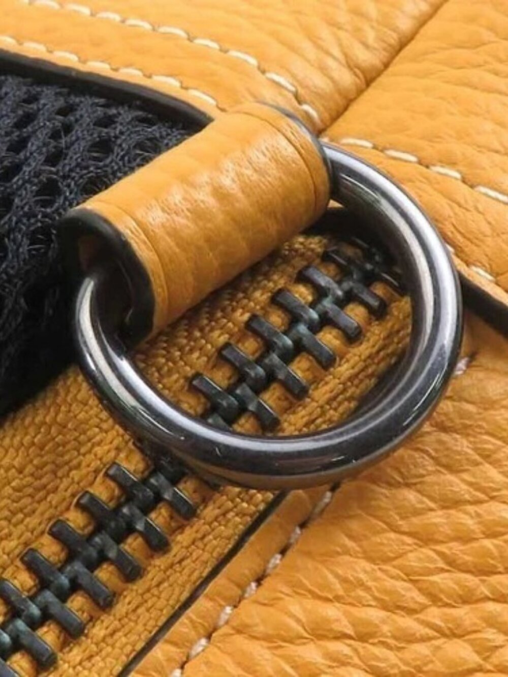 Auth COACH Body Bag Yellow Leather - r11072k