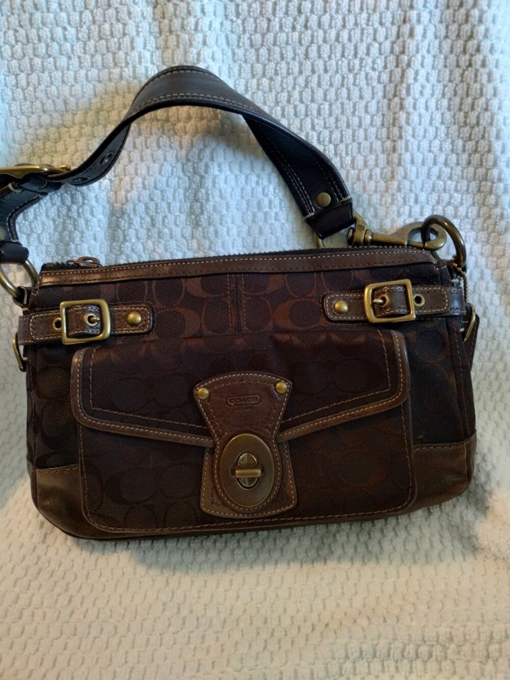Vintage Legacy Coach Shoulder Bag